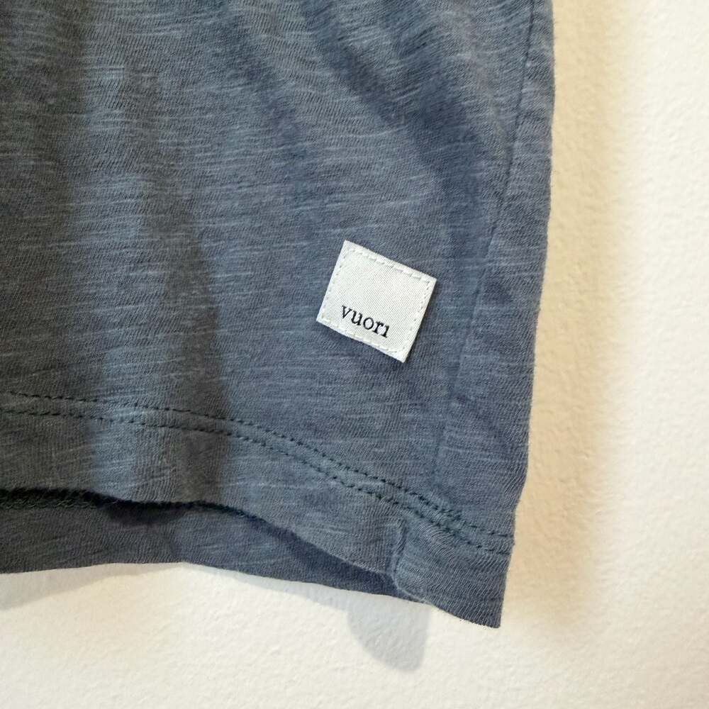 Vuori Men's M Pocket T-Shirt Blue Gray Slub Short Sleeve Crew Neck Minimalist - Picture 3 of 5